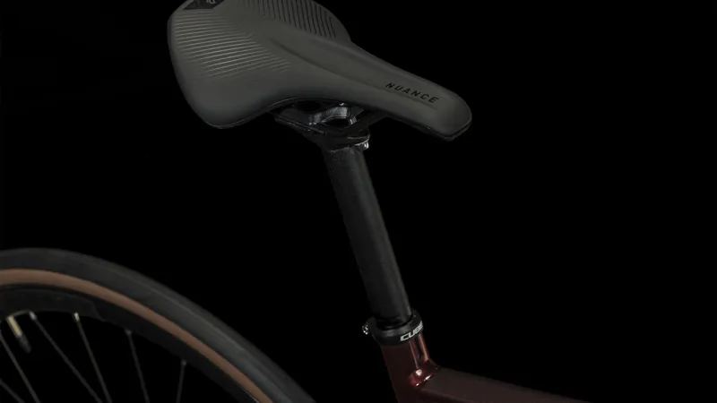 Cube Attain SLX Road Bike in Deep Red/Red - 2024-4